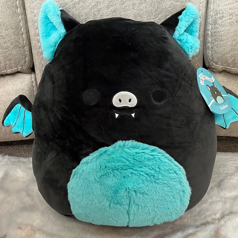 🦇 Squishmallows Aldous the Bat 🦇 NWT 12” Beautiful Turquoise Fuzz! HTF!